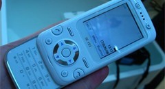 Sony Ericsson F305; with no less than 61 games