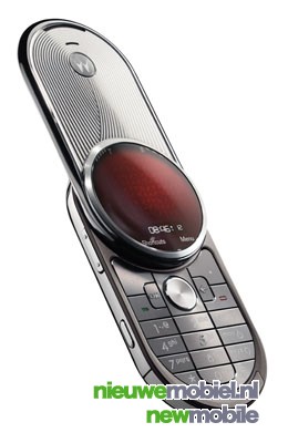 Nieuwe fashion phone van Motorola; de AURA