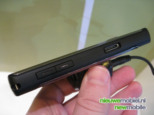 Eerste live foto's van Samsung's nieuwe i7110