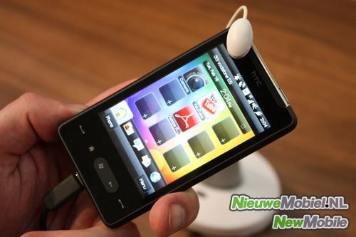 HTC HD mini front