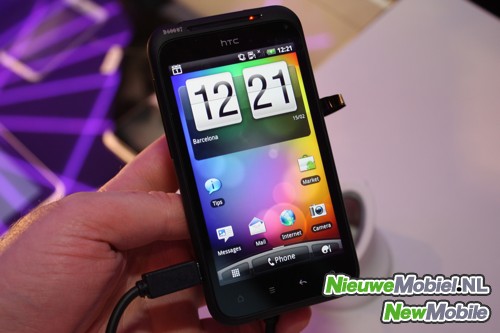 HTC Incredible S front HTC Incredible S front
