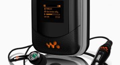 Sony Ericsson W300i, the first clamshell with Walkman capabilities